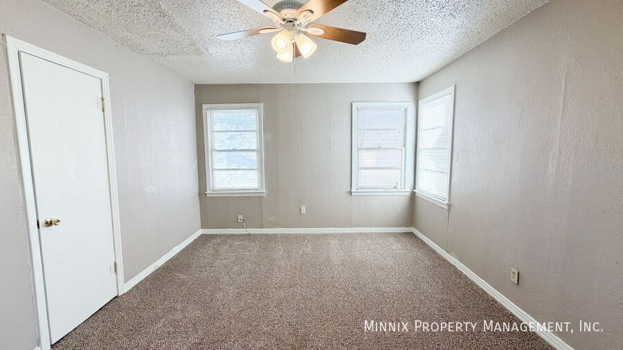 Building Photo - 4010 32nd St