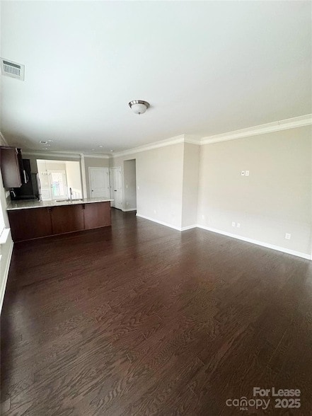 Building Photo - 304 Harrison Ln