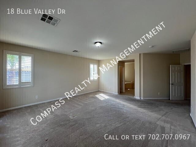 Building Photo - 18 Blue Valley Dr