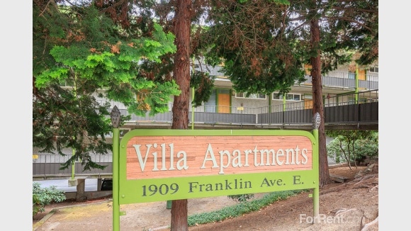 Primary Photo - Villa