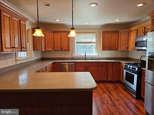 Building Photo - 25513 Hill Rd