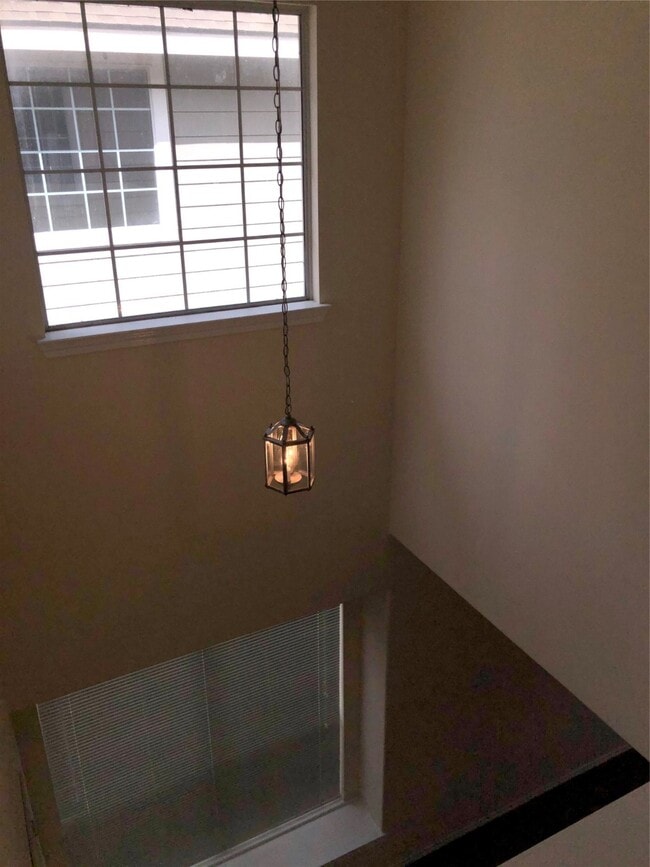 Building Photo - 5639 Stonecloud Ln