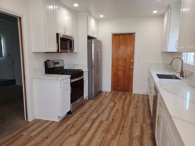 Building Photo - 3 BR / 1.75 BA home adjacent to SDSU avail...