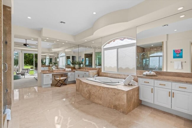 Building Photo - 49584 Montana Way