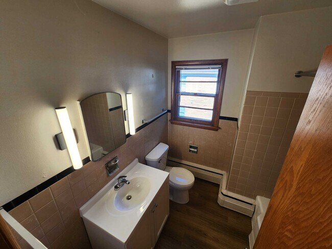 Building Photo - 4333 Britta Dr