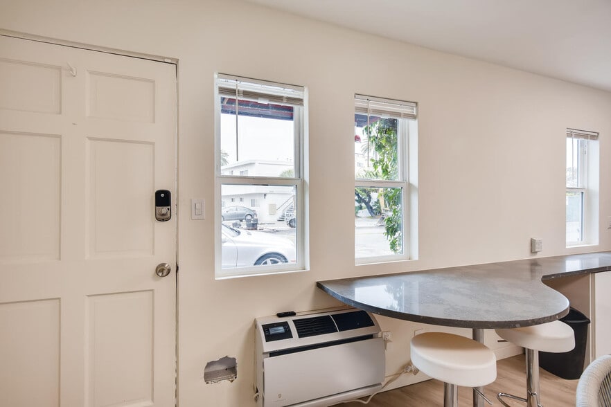 Building Photo - 3944 Mission Blvd