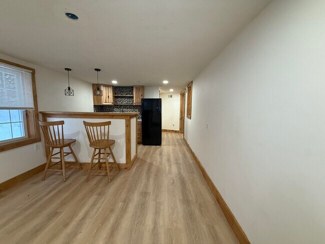 Building Photo - 192 Dorrs Corner Rd