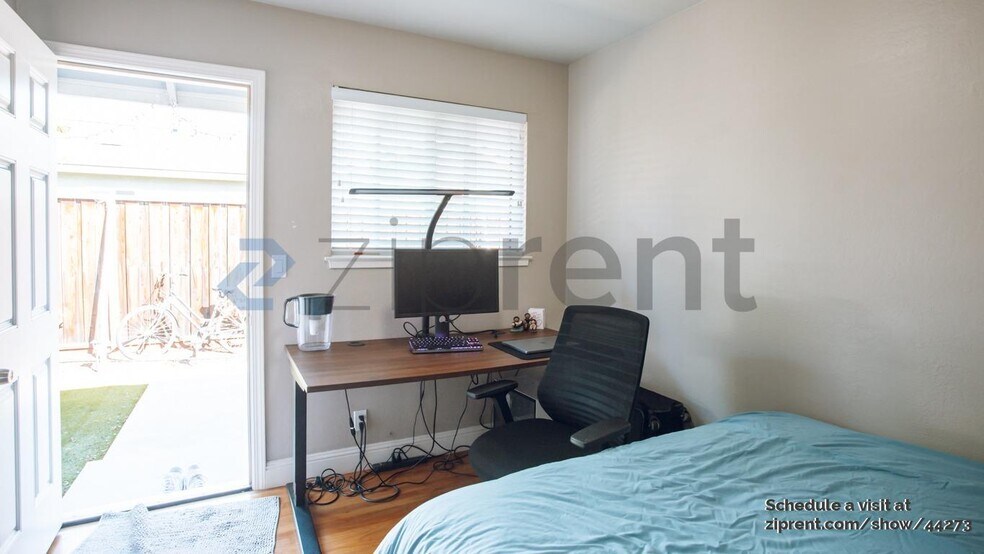 Building Photo - 134 Kittoe Dr