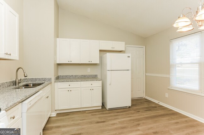 Building Photo - 1061 Brandon Hill Way