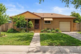Building Photo - Spacious 5-Bedroom Home with Modern Updates and Natural Light