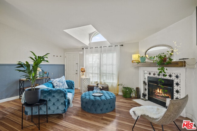 Building Photo - 196 Cherokee