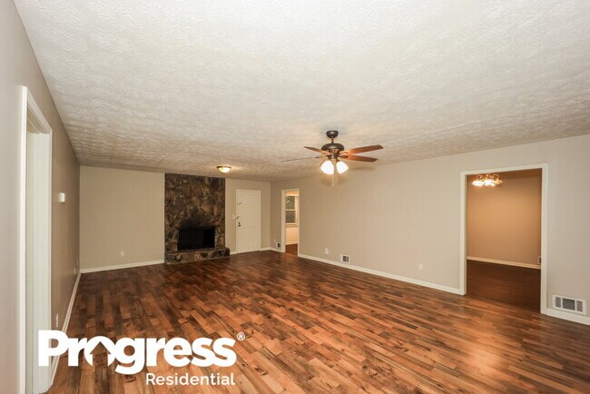 Building Photo - 6316 Knights Way