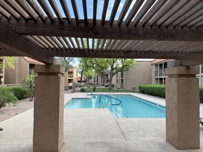 Building Photo - 8260 E Arabian Trail