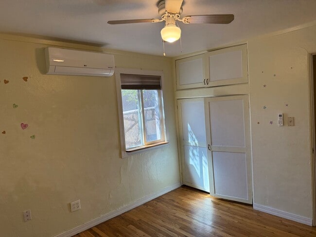 Building Photo - 1317 W Kelly St