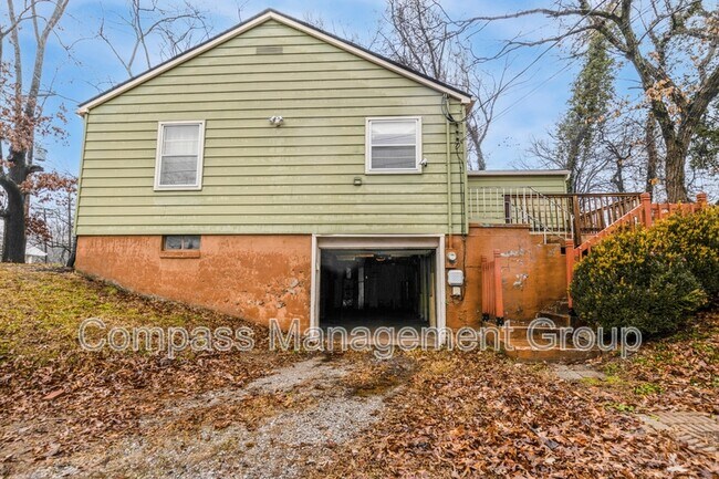Building Photo - 611 W Glenwood Ave NE