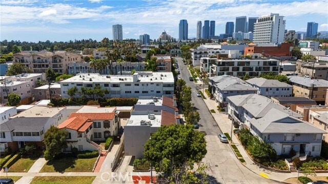 Building Photo - 1433 S Beverly Dr