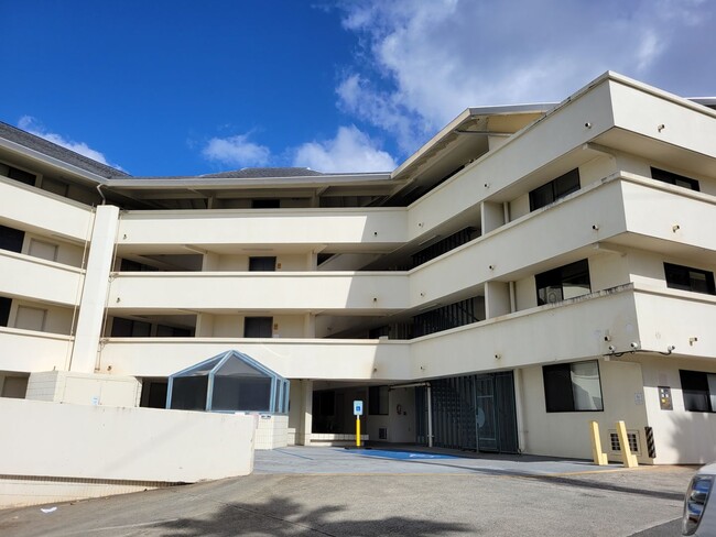 Primary Photo - Kulanui Hale - 1 bedroom, 1 bath Unit w/ 1...