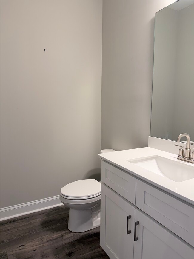 Building Photo - 57 Walnut Springs Dr