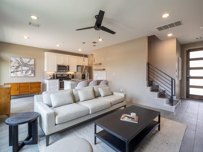 Building Photo - 6409 Berkman Dr