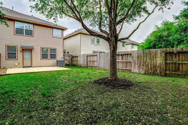 Building Photo - 24522 Folkstone Cir