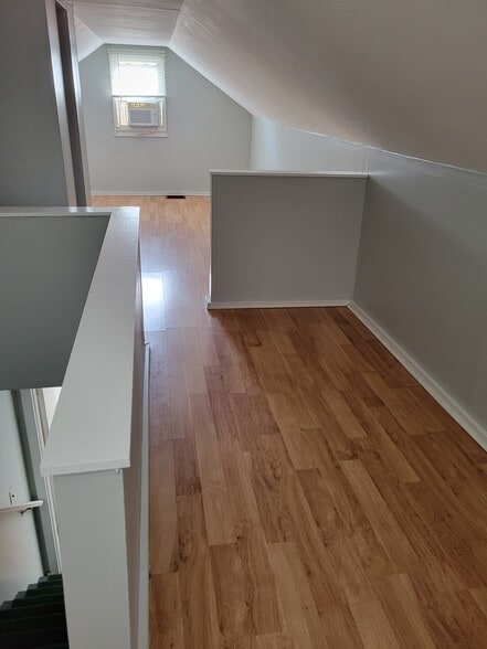 Building Photo - 217 Thurber St