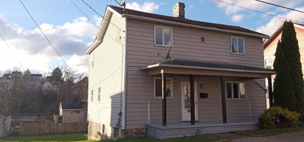 Primary Photo - 108 S Depot St