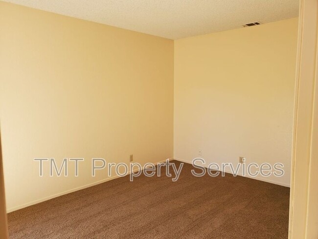 Building Photo - 924 N O St