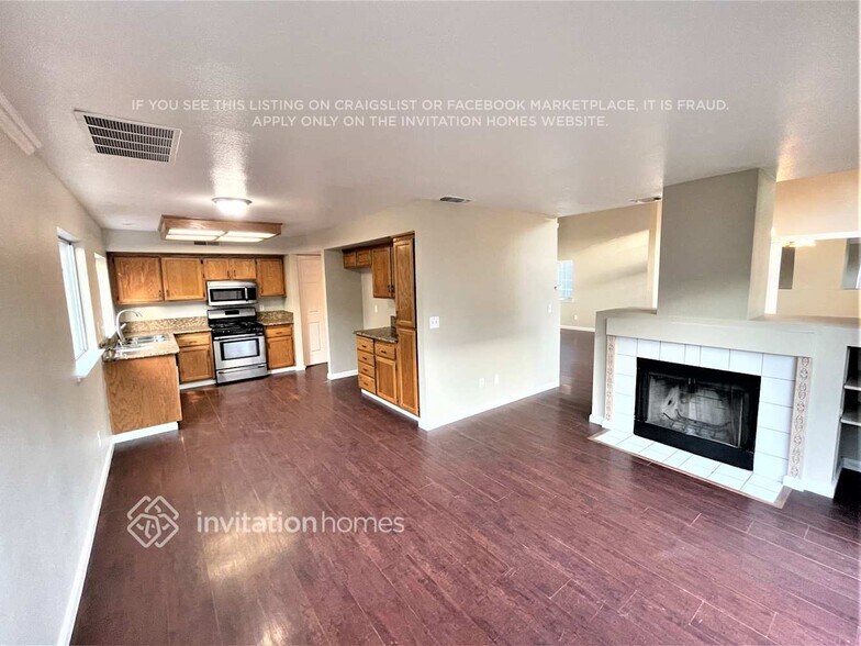 Building Photo - 8323 Lonely Hill Way