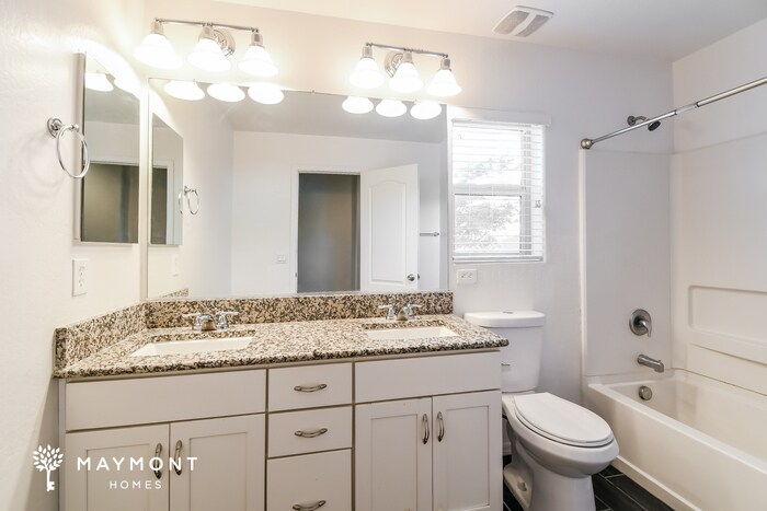 Building Photo - 10830 E Calypso Ave