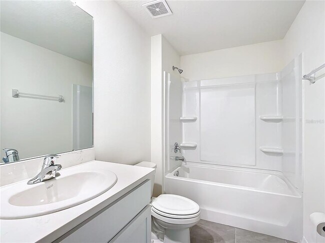 Building Photo - 8561 SW 46th Ave