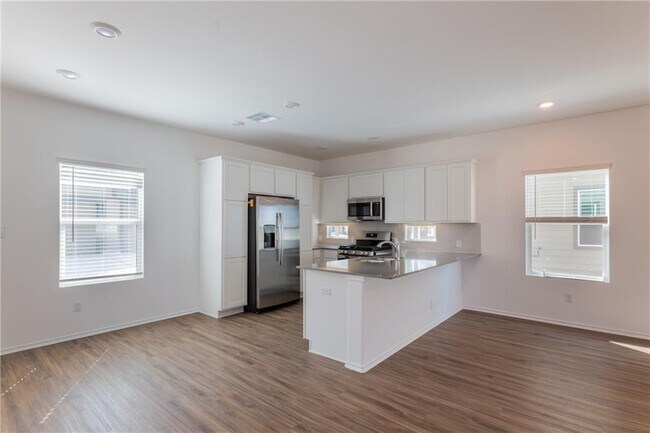 Building Photo - 1437 Weatherford Ln