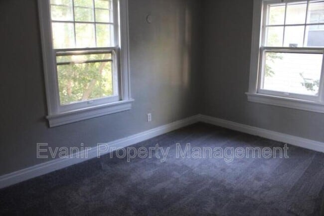 Building Photo - 1568 N Euclid Ave