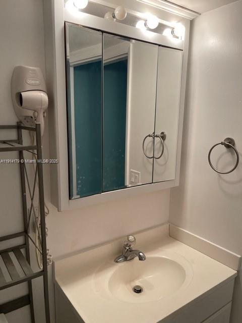 Building Photo - 4500 N Federal Hwy