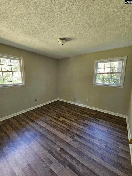 Building Photo - 3924 Trotter Rd
