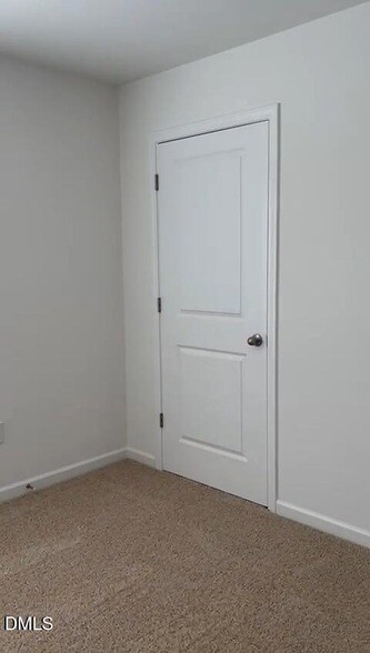 Building Photo - 852 Bullhorn Dr