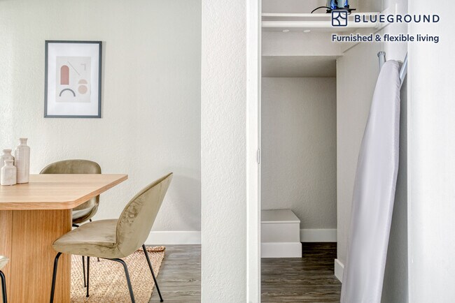 Building Photo - 932 Willowleaf Dr