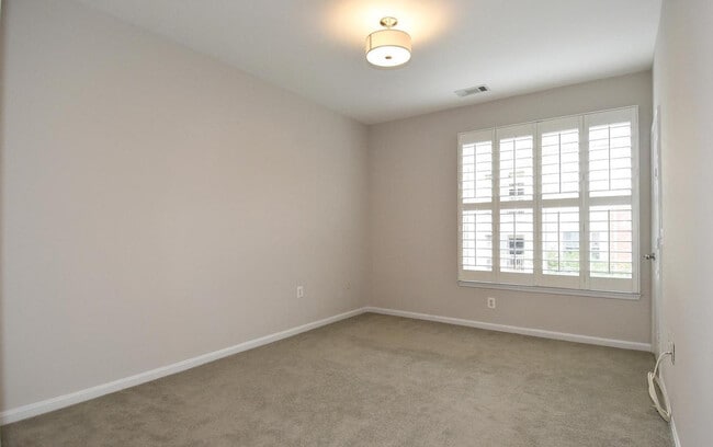 Building Photo - 9480 Virginia Center Blvd