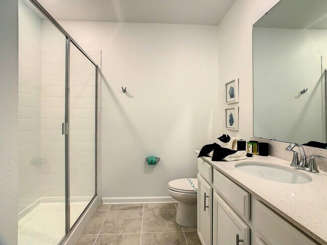 Building Photo - 955 Splash Shot Pl