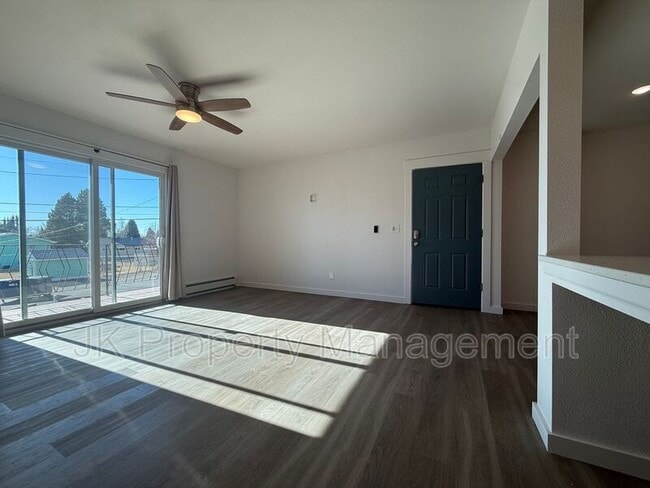 Building Photo - 3440 11th Ave S