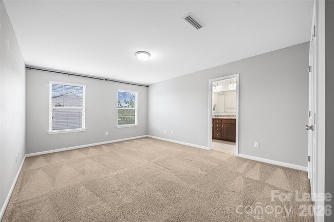Building Photo - 872 Summerlake Dr