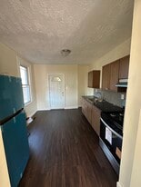 Building Photo - 26 Clarence St