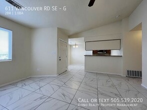 Building Photo - 611 Vancouver Rd SE