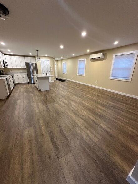 living space - 4628 Vt Rte 100