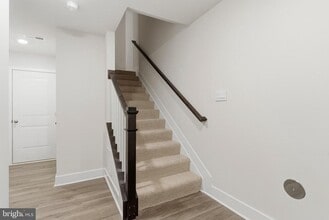 Building Photo - 5221 Manor Park Dr