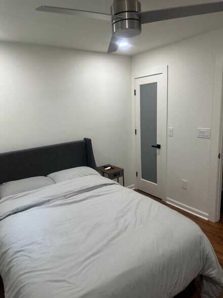 Building Photo - 2434 Rockcliff Rd SE