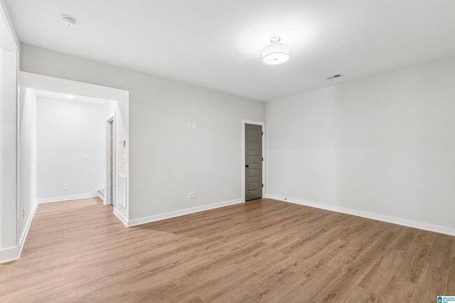 Building Photo - 47804780 Silas Ave