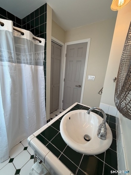 Building Photo - 67 Rockwell Ave