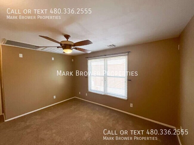 Building Photo - 2150 E Sunland Ave