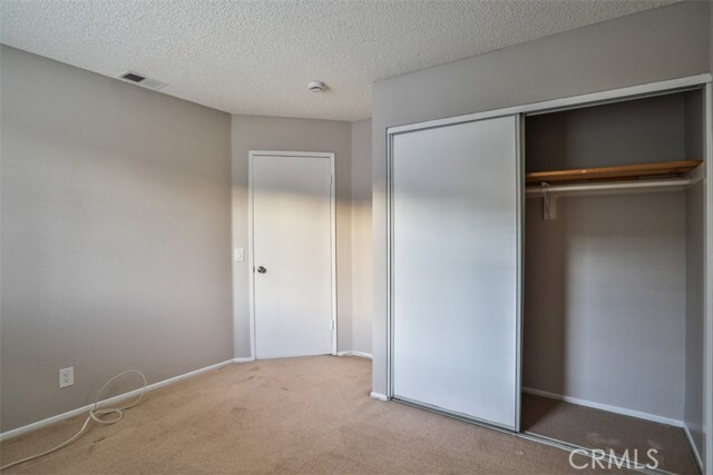 Building Photo - 176 Cll Renata
