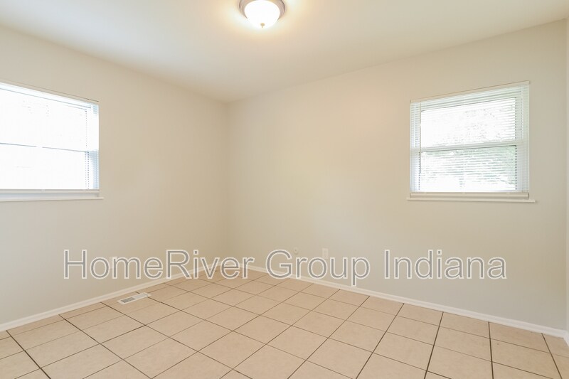 Building Photo - 4332 Exmoor Ct